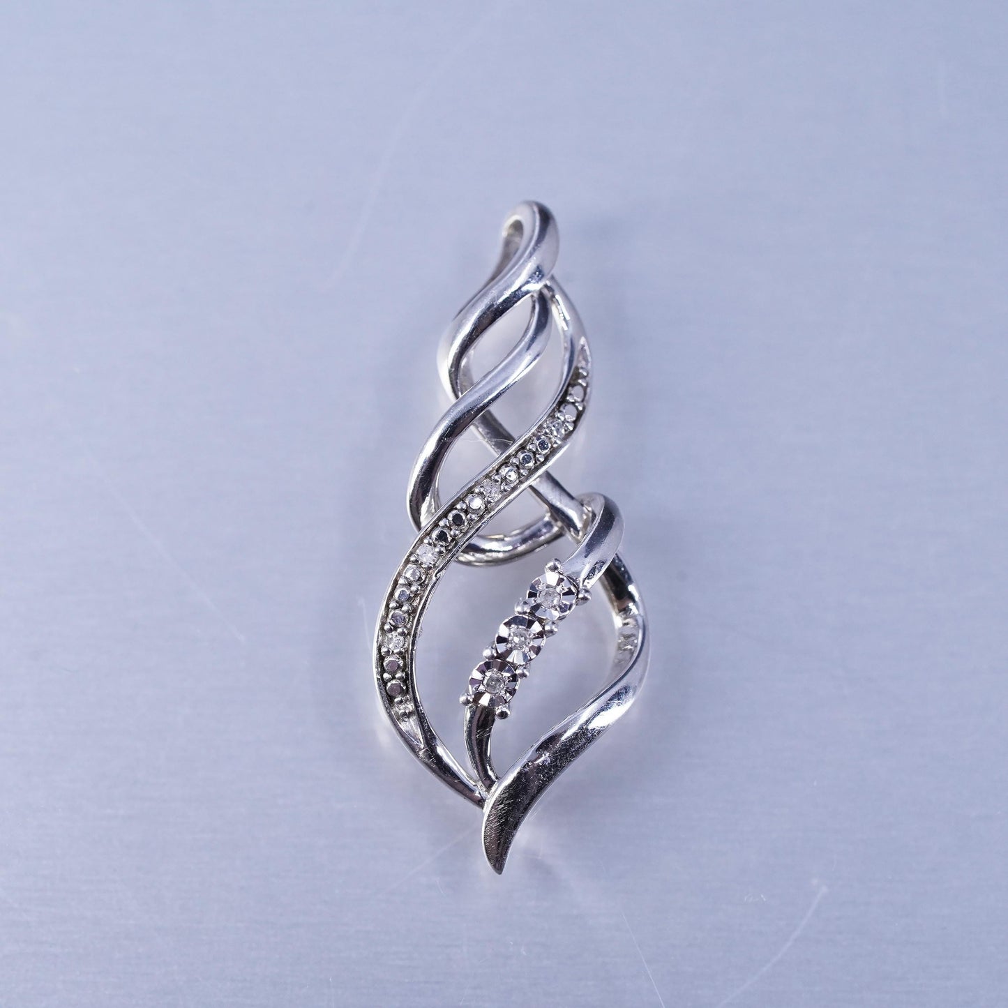 Vintage sterling 925 silver pendant, entwined teardrop with diamond