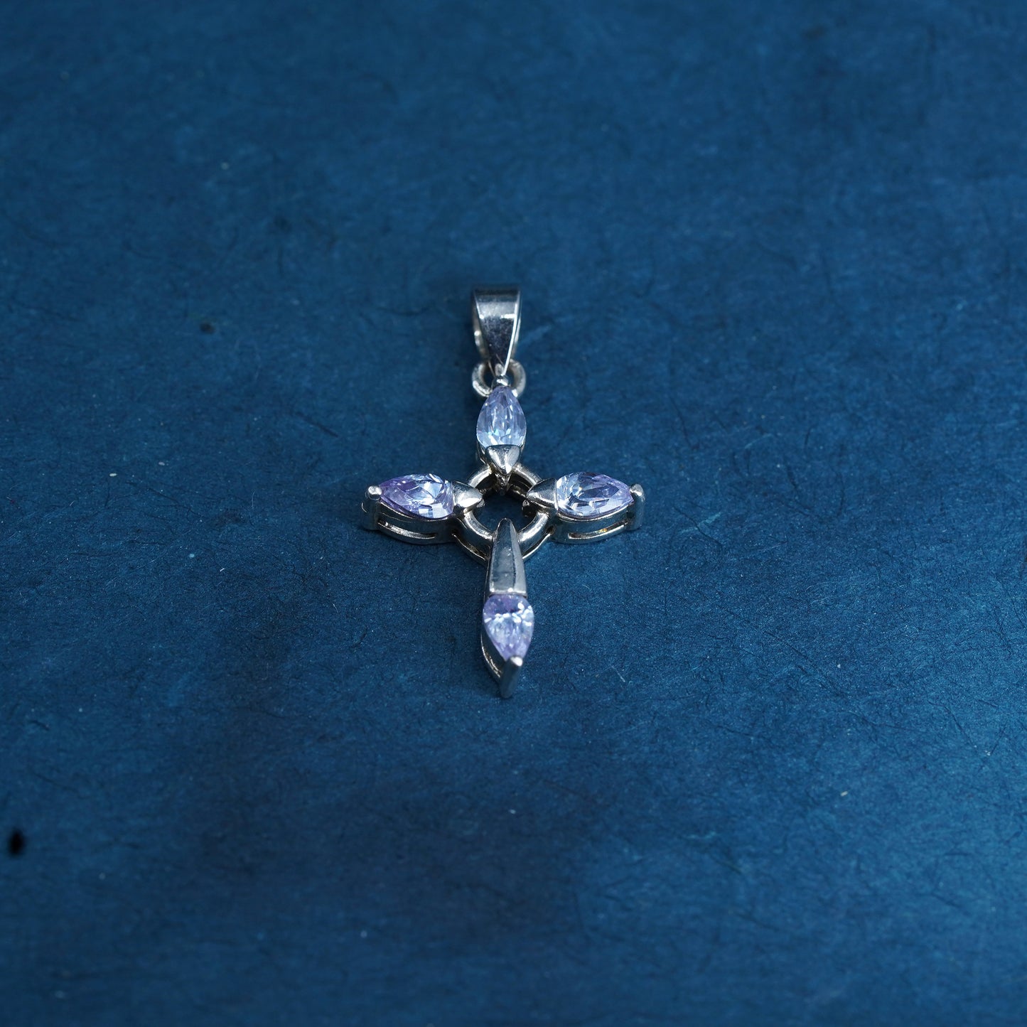 Vintage sterling 925 silver handmade cross pendant with amethyst details