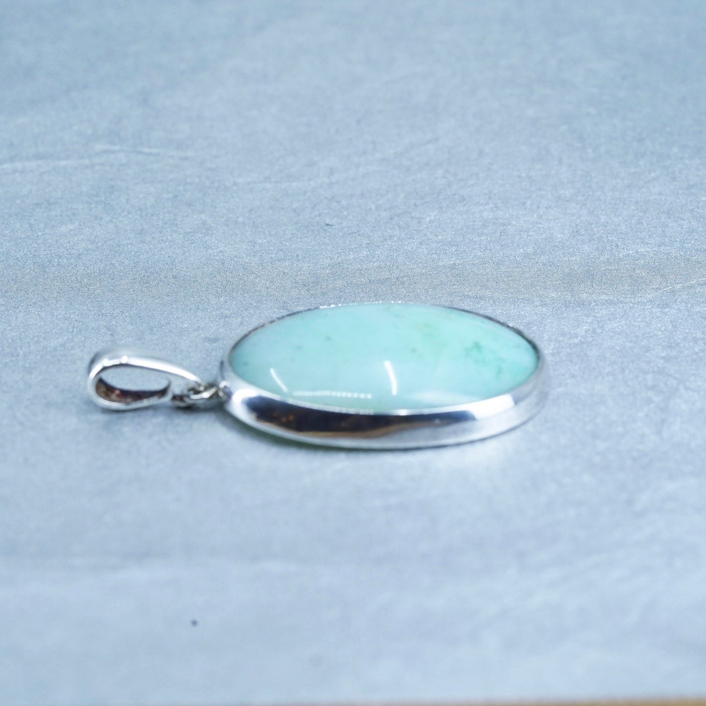 vintage sterling 925 silver handmade oval pendant with Larimar