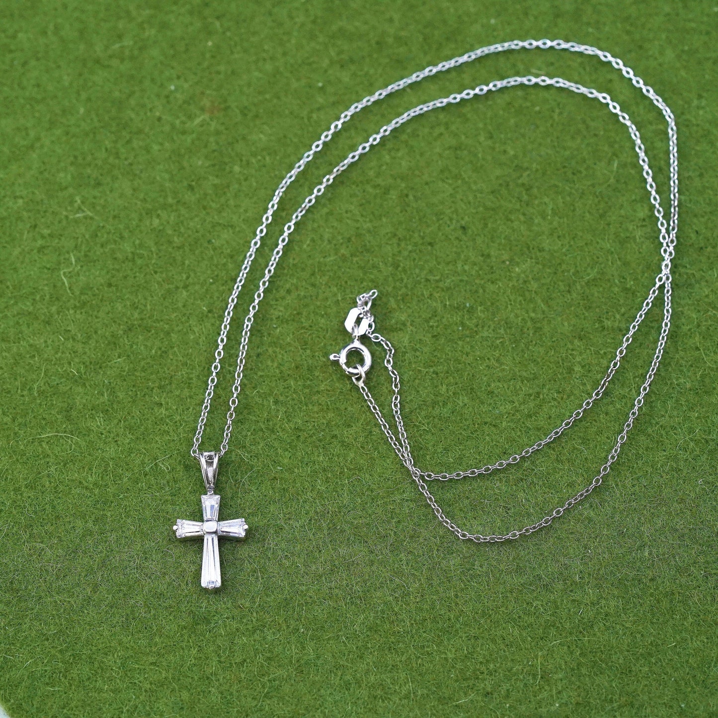 18”, 1mm, Vintage sterling silver box chain with cz cross pendant, necklace