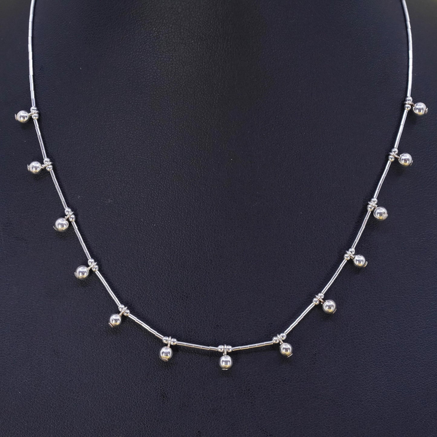 16" Vintage southwestern Sterling 926 liquid silver necklace with beads