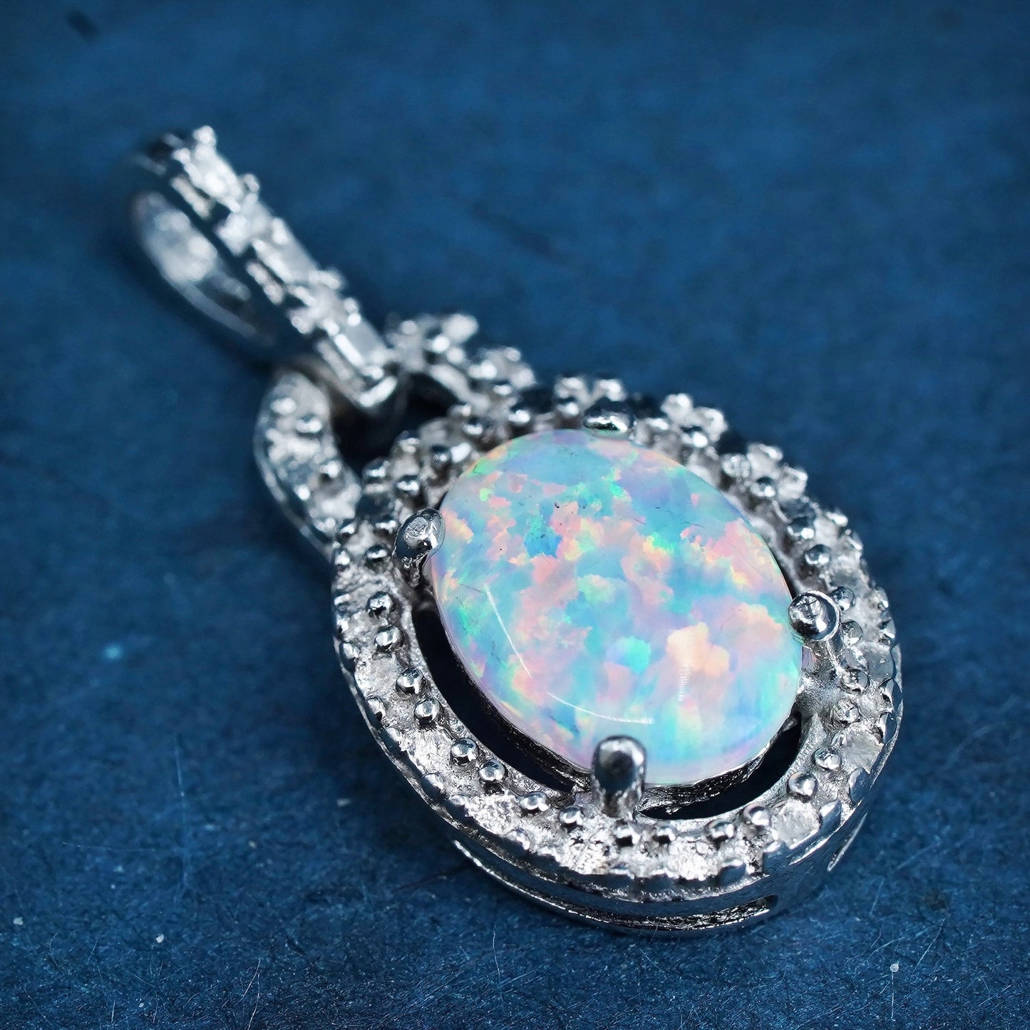 Vintage Sterling 925 silver handmade pendant with opal and diamond