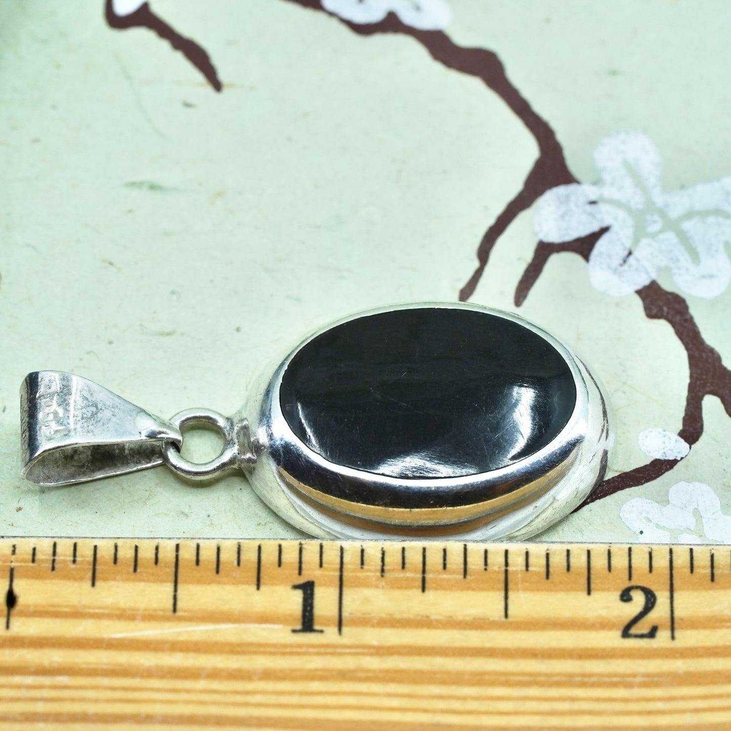 Vintage Mexico Sterling 925 silver handmade pendant with oval onyx