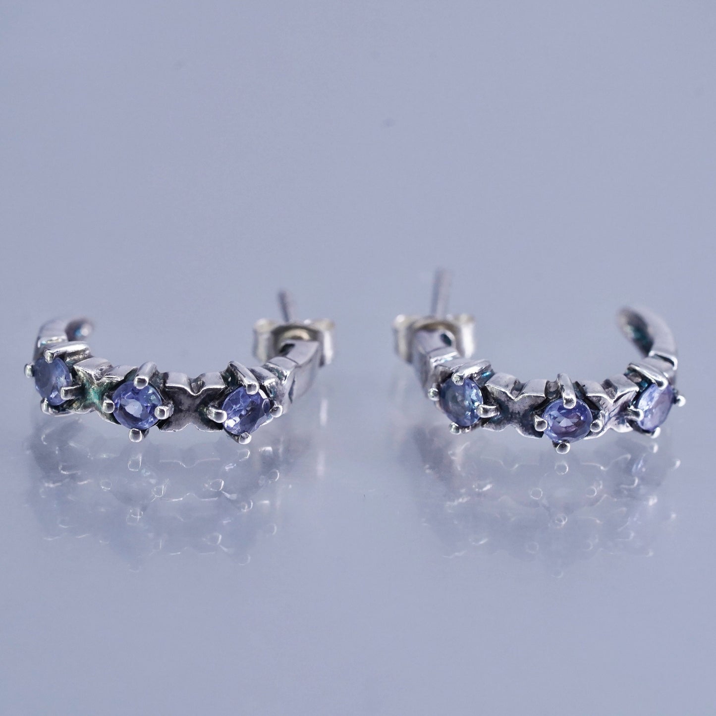 0.75”, vintage Sterling silver handmade earrings, 925 huggie studs w/ amethyst