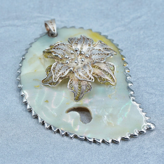 Vintage sterling 925 silver pendant with leafy mother of pearl filigree flower