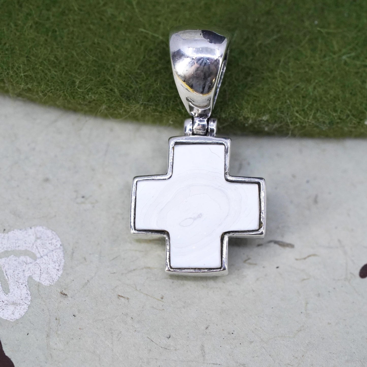 VTG handmade sterling silver, 925 double sided cross pendant mother of pearl