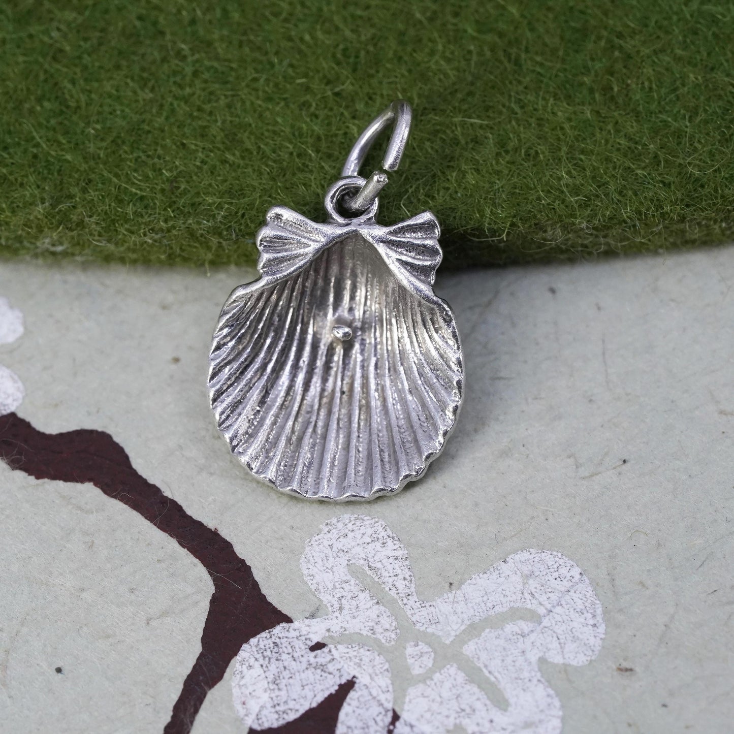 Vintage sterling silver handmade shell pendant, 925 charm