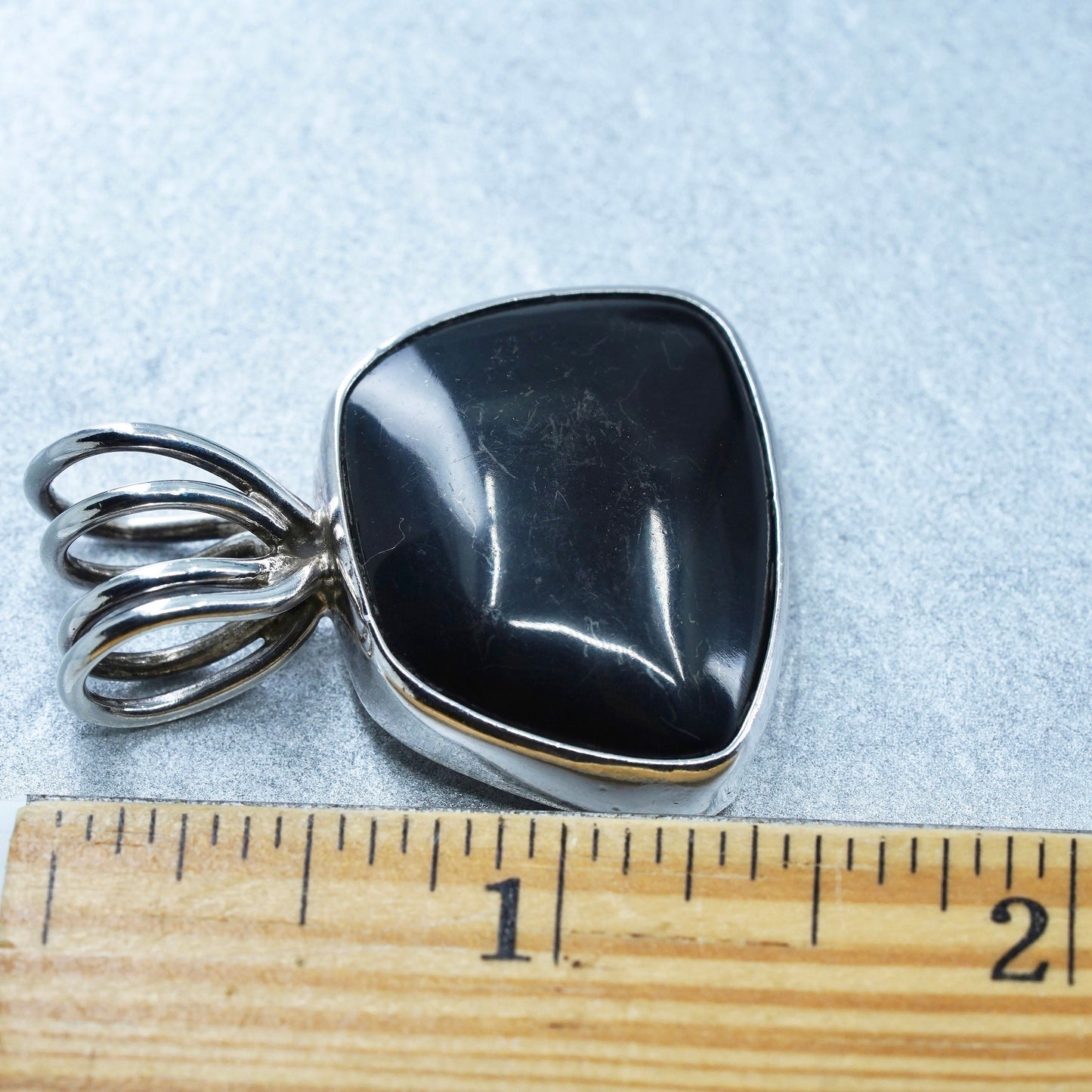 antique sterling 925 silver handmade oval pendant with onyx inlay