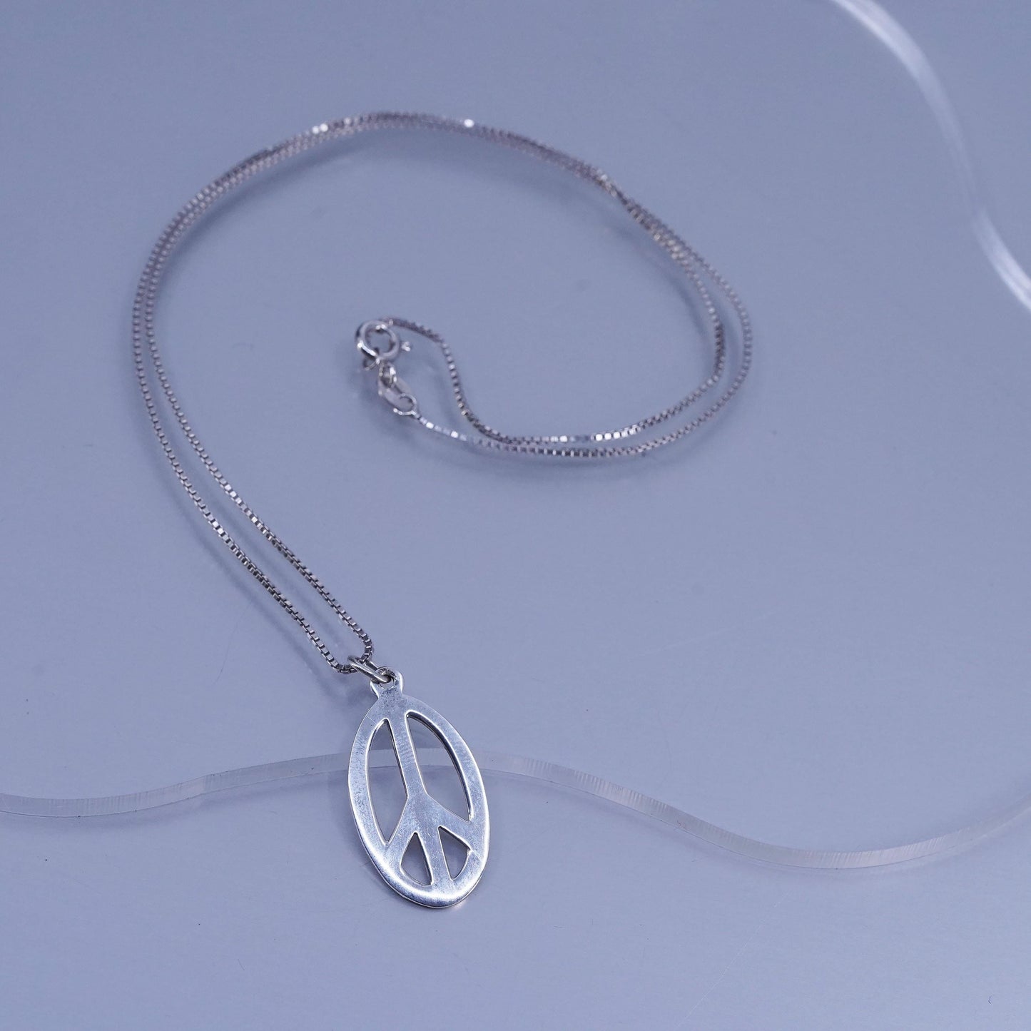 18”, Vintage Sterling silver necklace, box chain with 925 peace sign pendant