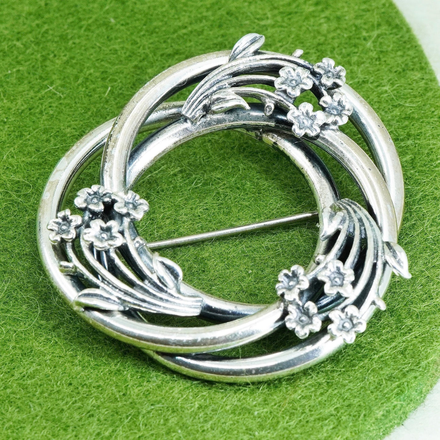 Jewel Art sterling silver handmade brooch, 925 entwined circle pin with flower