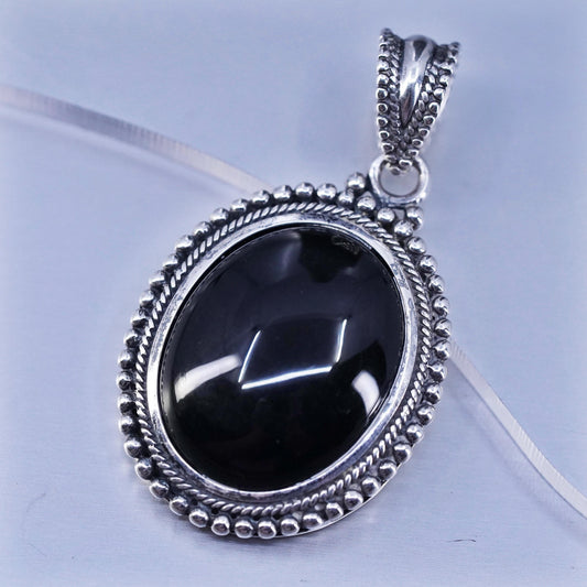 Vintage southwestern sterling 925 silver oval pendant with onyx and beads