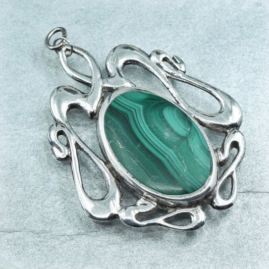 Vintage rare sterling 925 silver handmade pendant with oval malachite