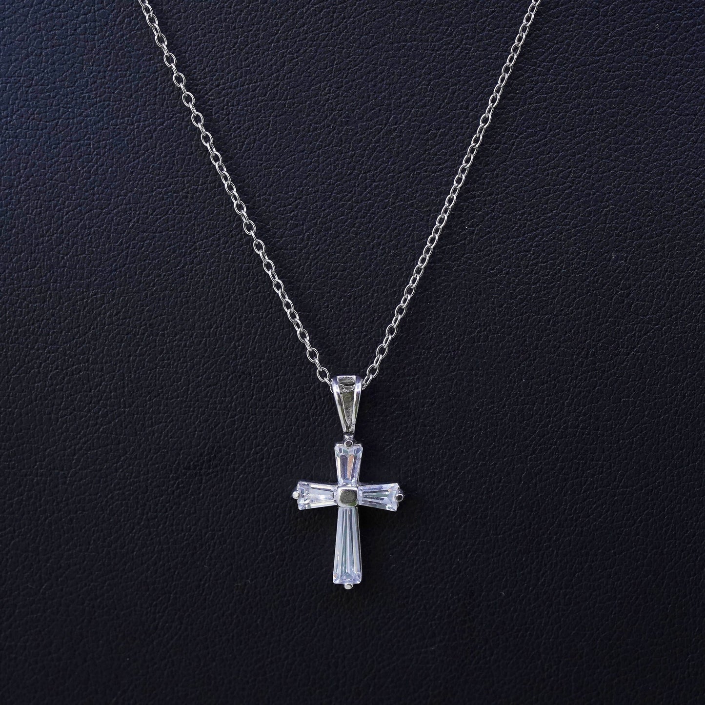 18”, 1mm, Vintage sterling silver box chain with cz cross pendant, necklace