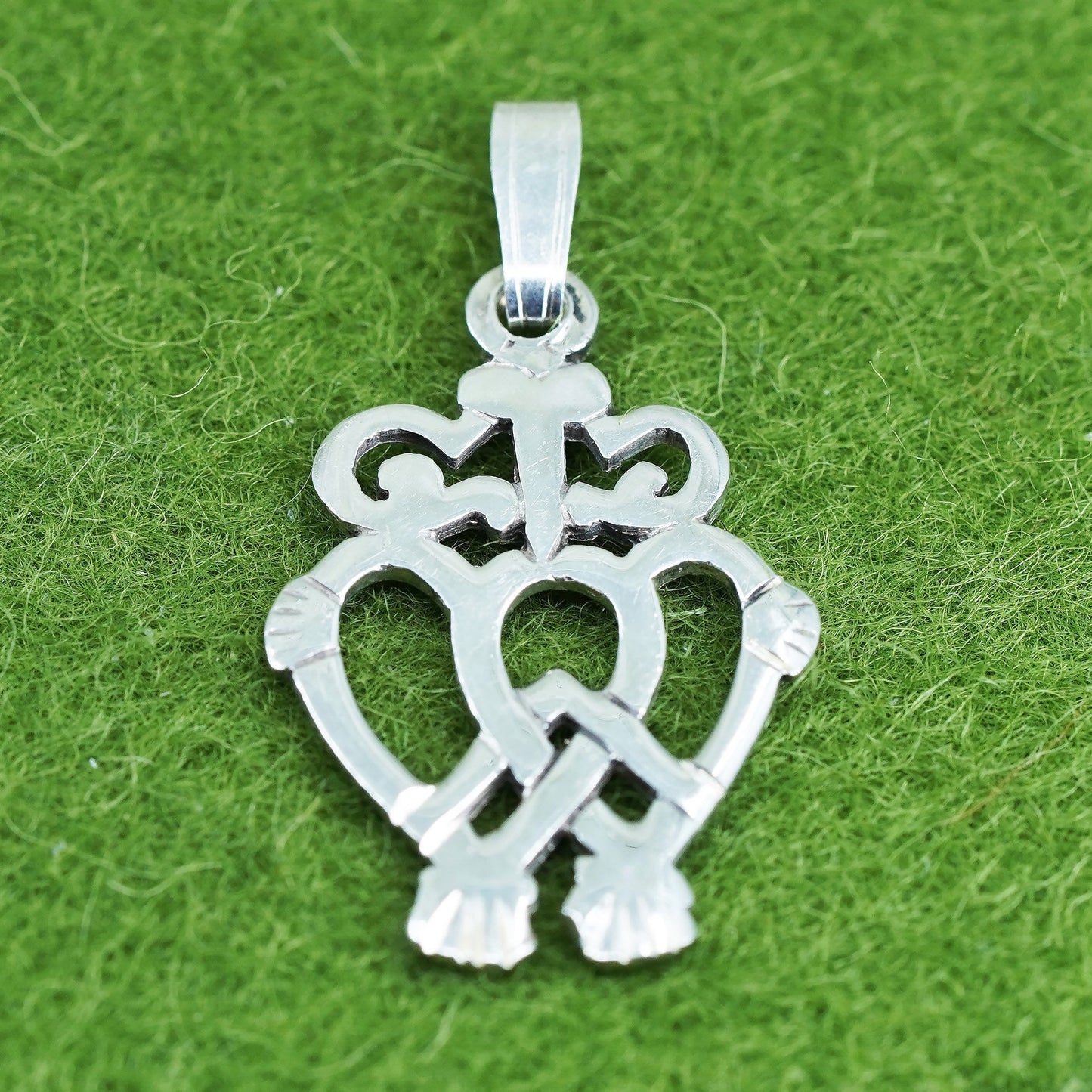 Vintage sterling silver pendant, 925 double heart with engraved sisters