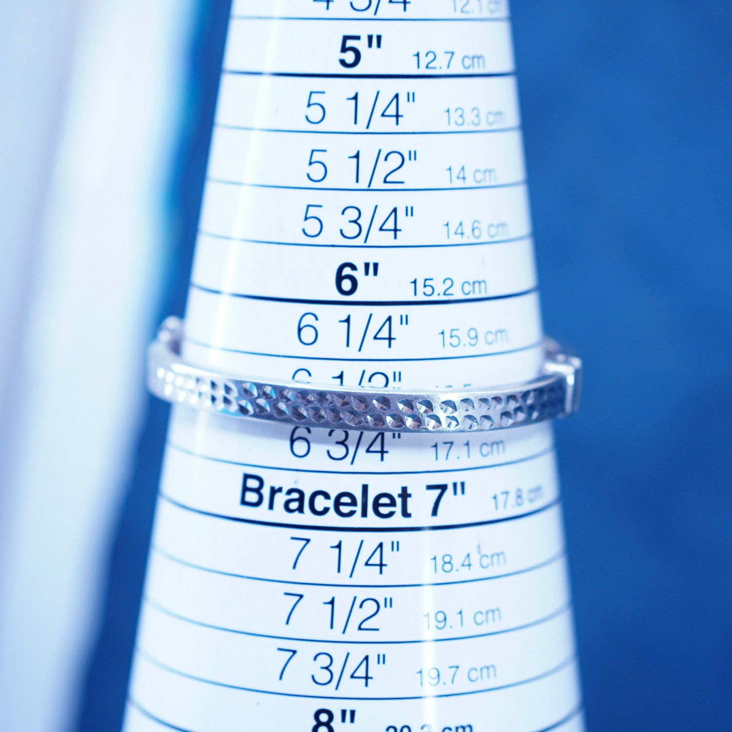 6.5”, VTG Italy sterling silver handmade bracelet, 925 textured hinged bangle