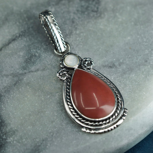 Vintage Sterling 925 silver handmade pendant with teardrop coral and cable trim