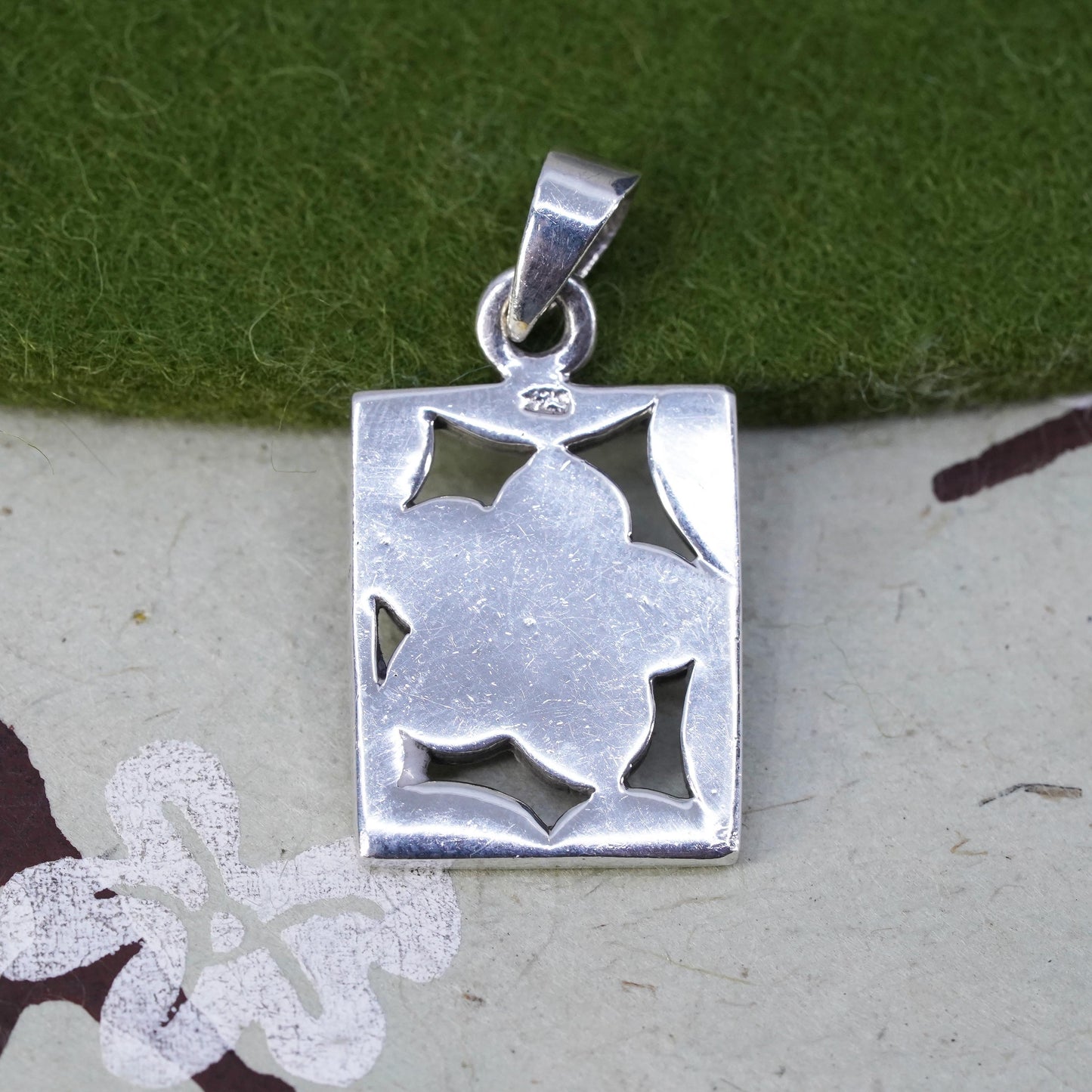 vintage sterling silver handmade pendant, 925 flower with mother of pearl inlay