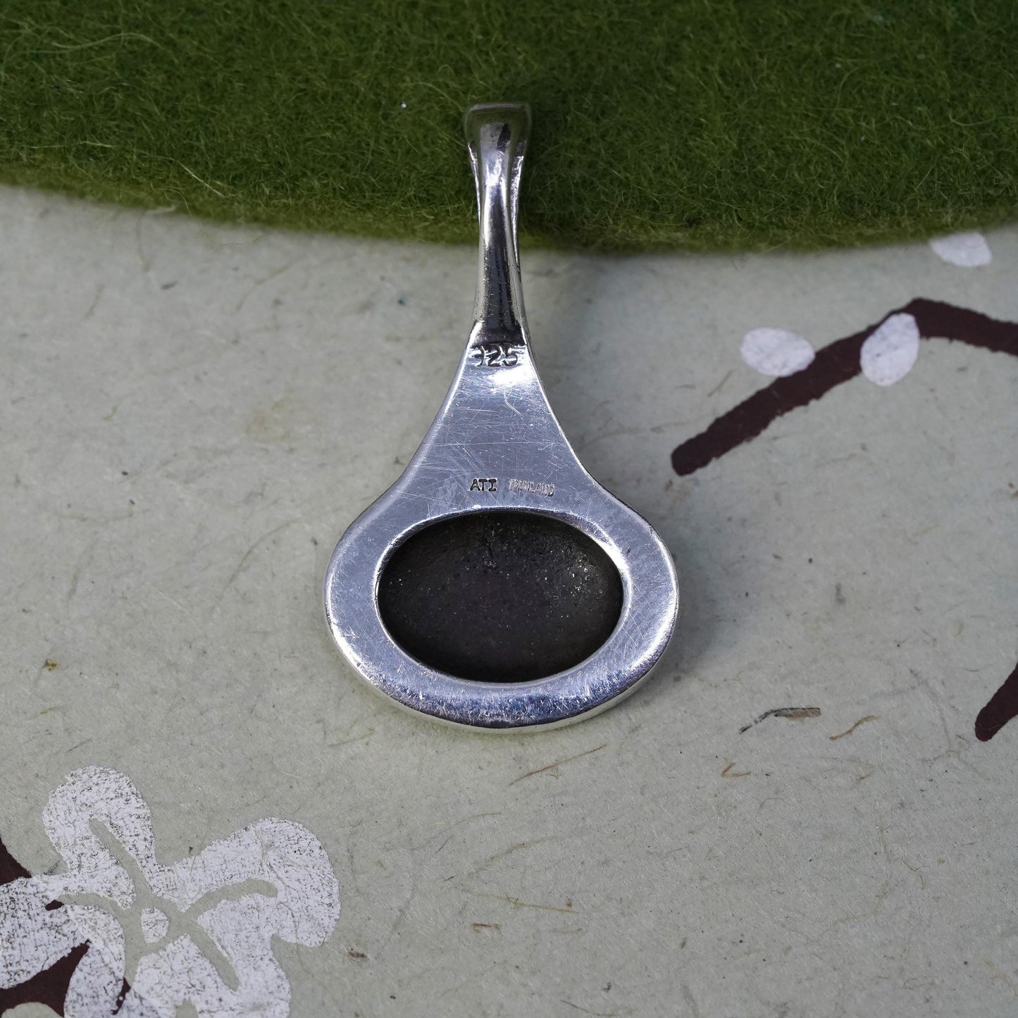 vintage handmade sterling 925 silver pendant with oval black onyx