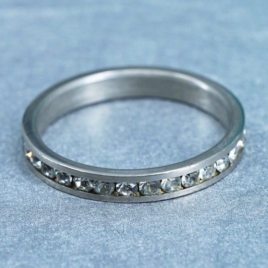 Size 8, vintage southwestern Sterling 925 silver wedding ring, Cz band