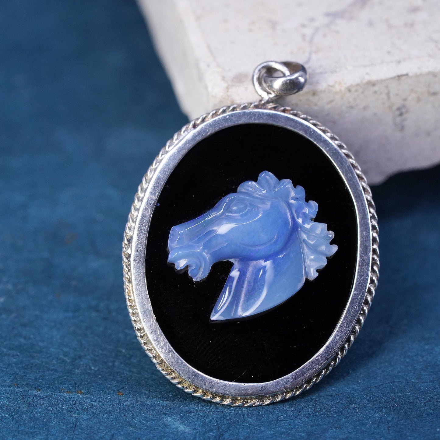 Vintage Sterling silver handmade oval pendant, 925 agate cameo horse with onyx