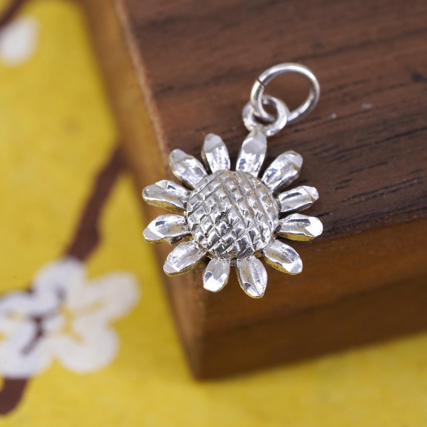 Vintage Sterling silver handmade pendant, 925 sunflower flower