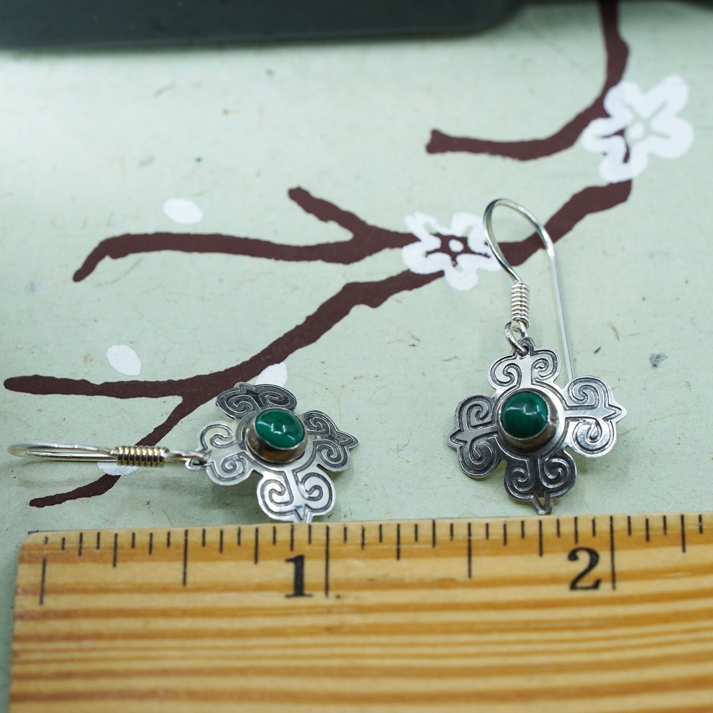 Native American southwestern sterling 925 silver handmade earrings w/ malachite