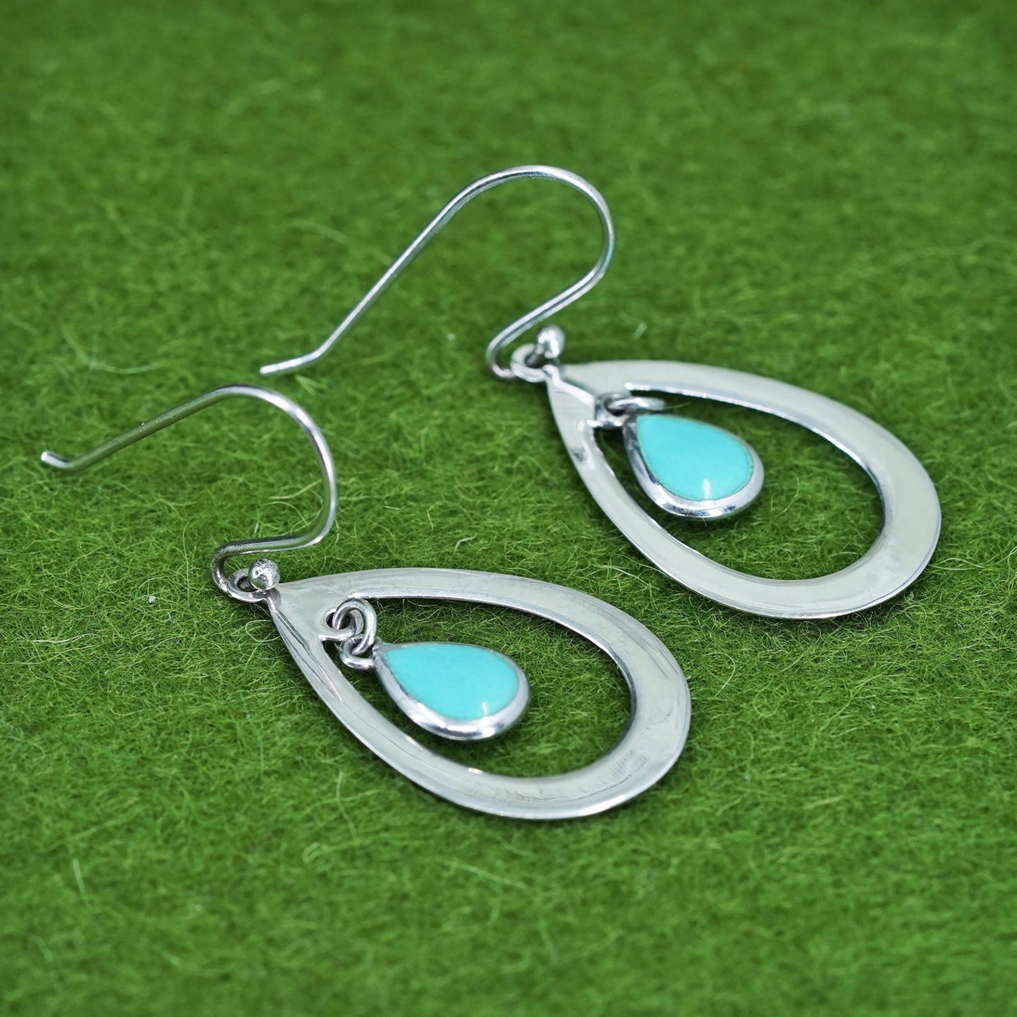 Vintage sterling 925 silver handmade earrings with teardrop turquoise