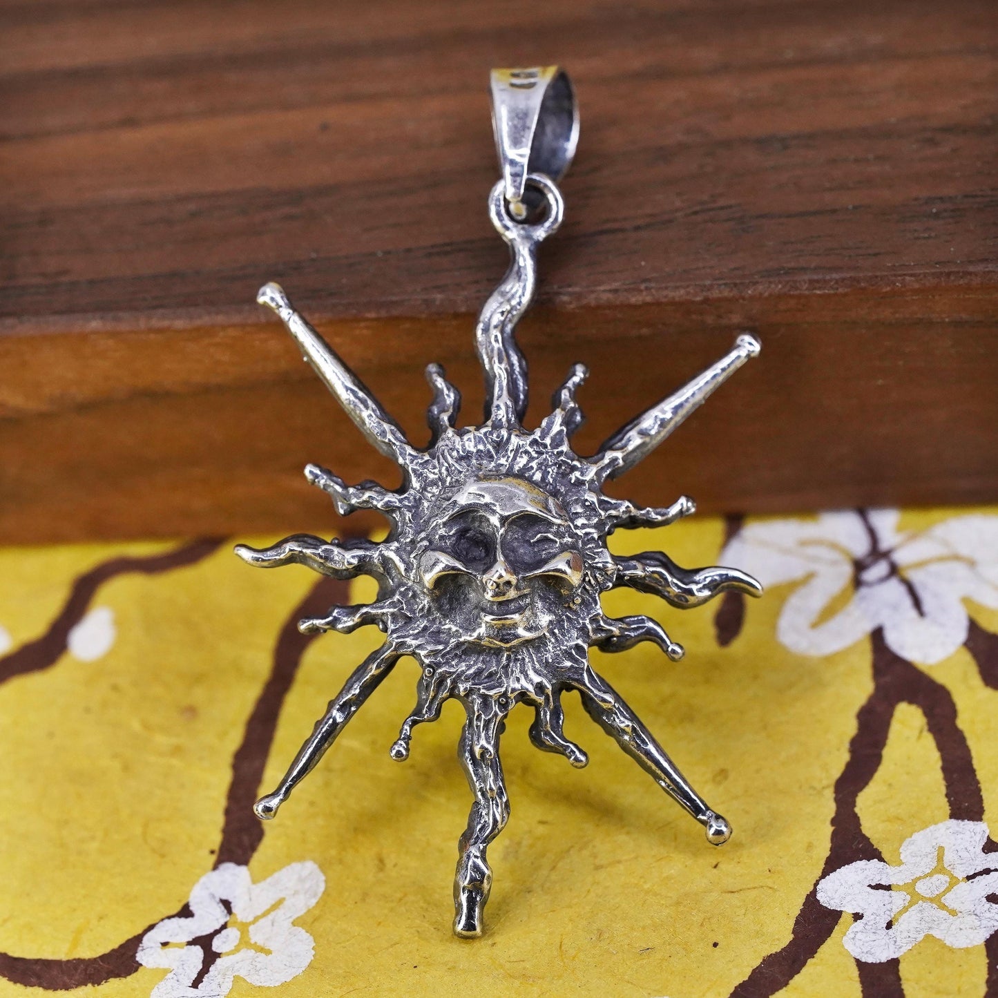 Southwestern Mexican Sterling silver handmade pendant, 925 silver sun face