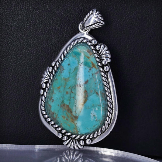 Native American Stauer sterling 925 silver handmade pendant with turquoise