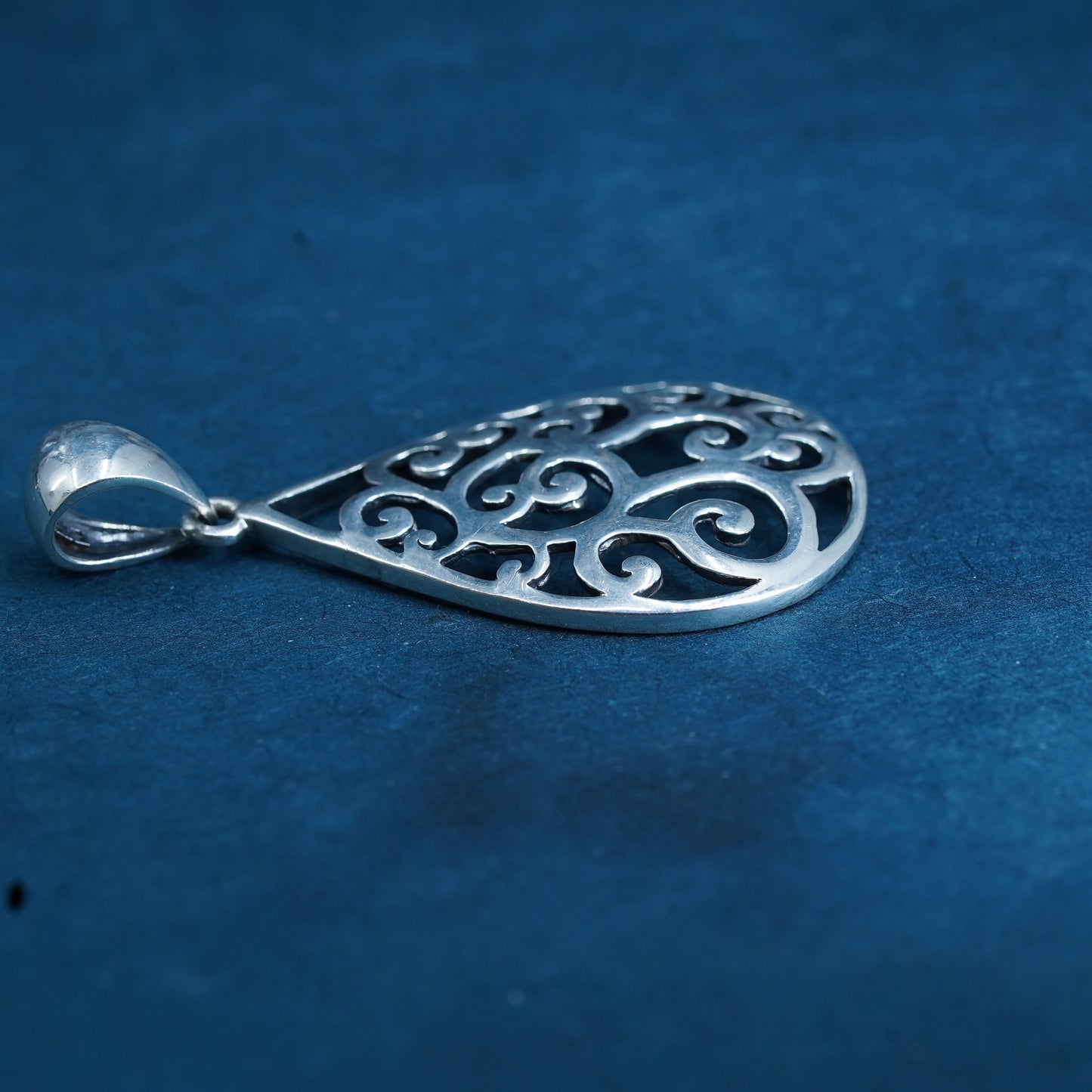 Vintage Sterling silver Handmade pendant, 925 filigree teardrop