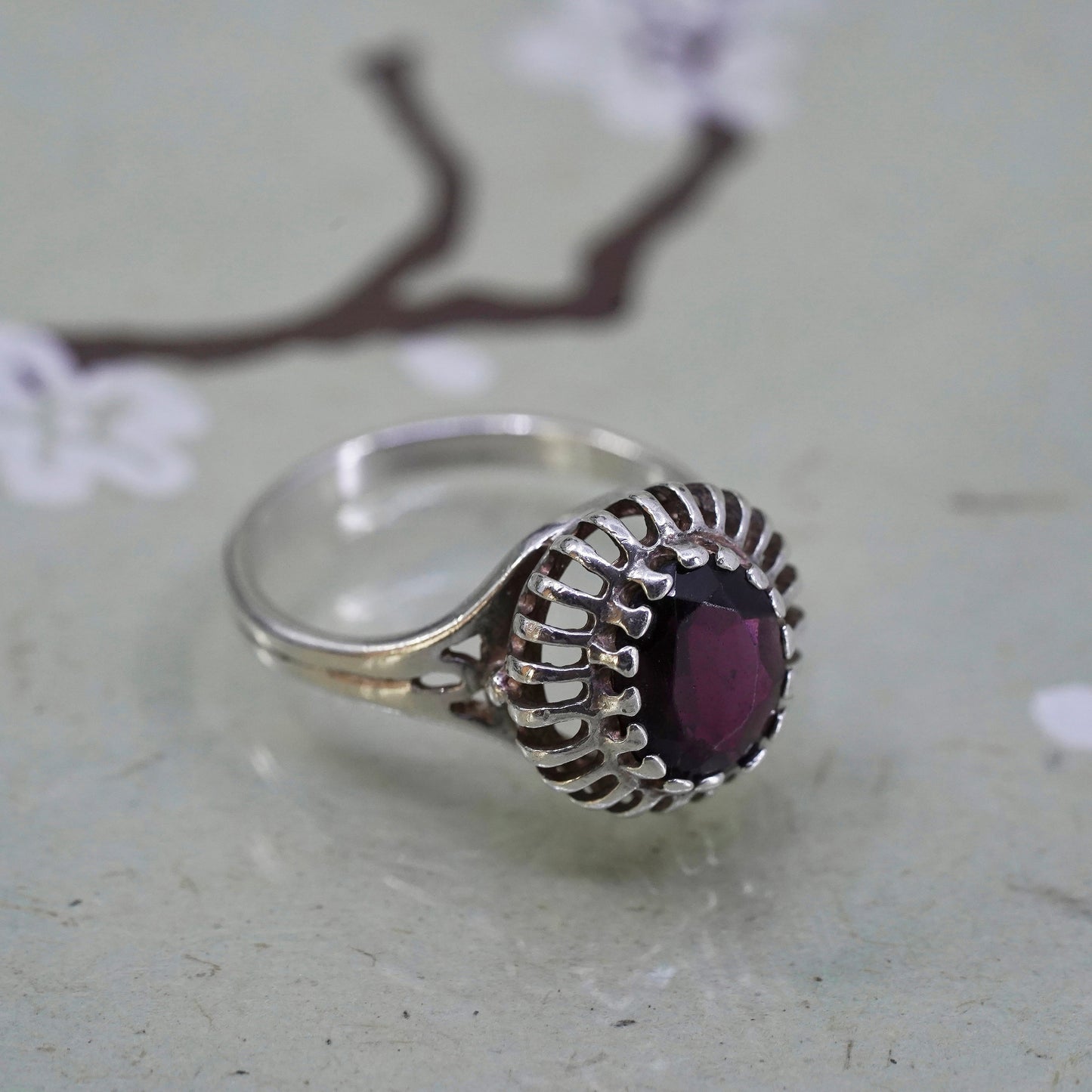 Size 7, Vintage sterling 925 silver handmade ring with oval garnet