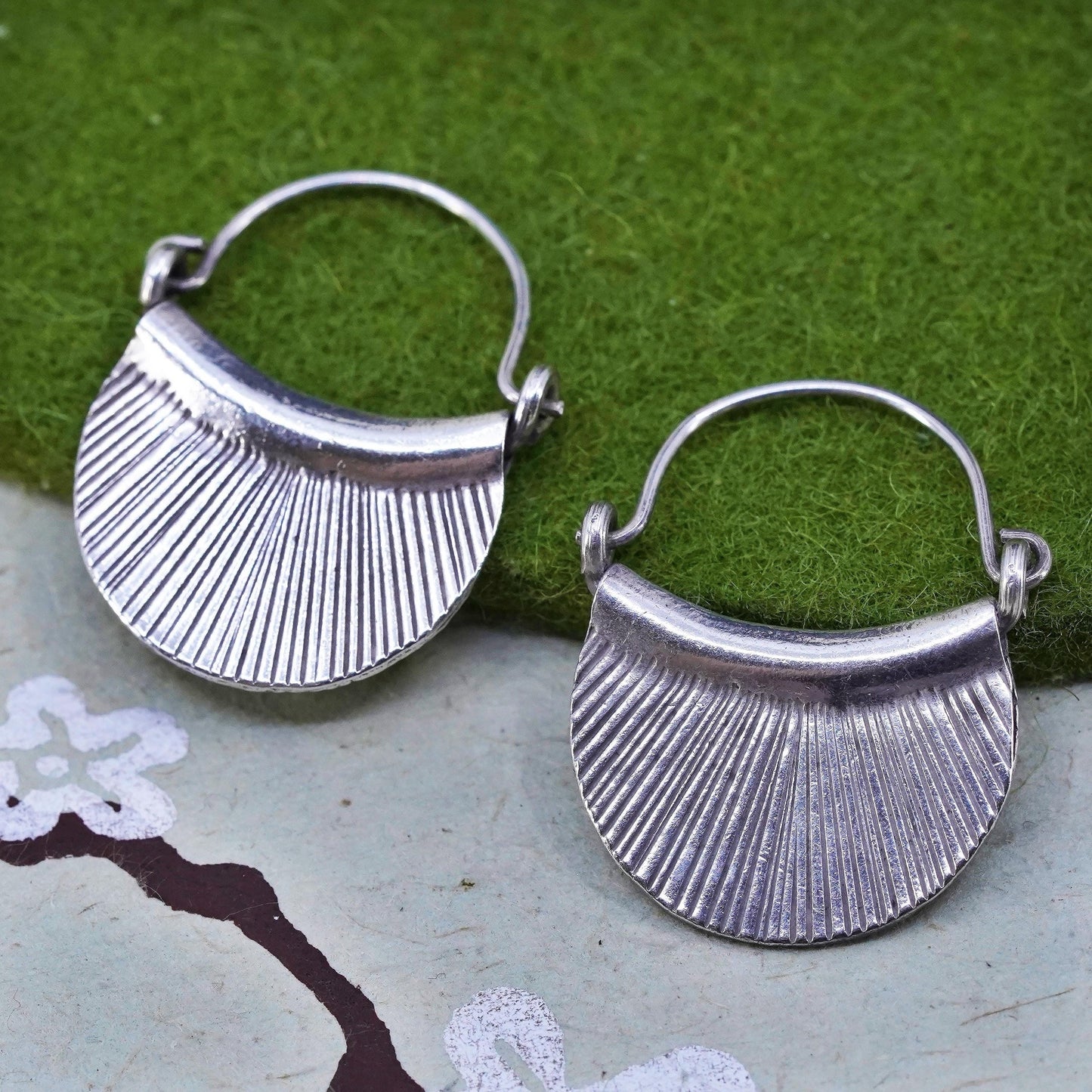 1" Vintage sterling silver handmade loop earrings, fan shaped primitive hoops