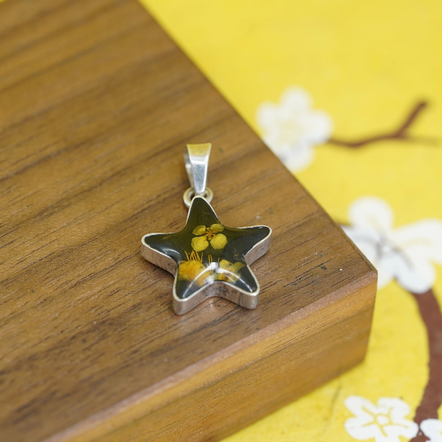 Vintage Sterling 925 silver handmade star pendant with amber