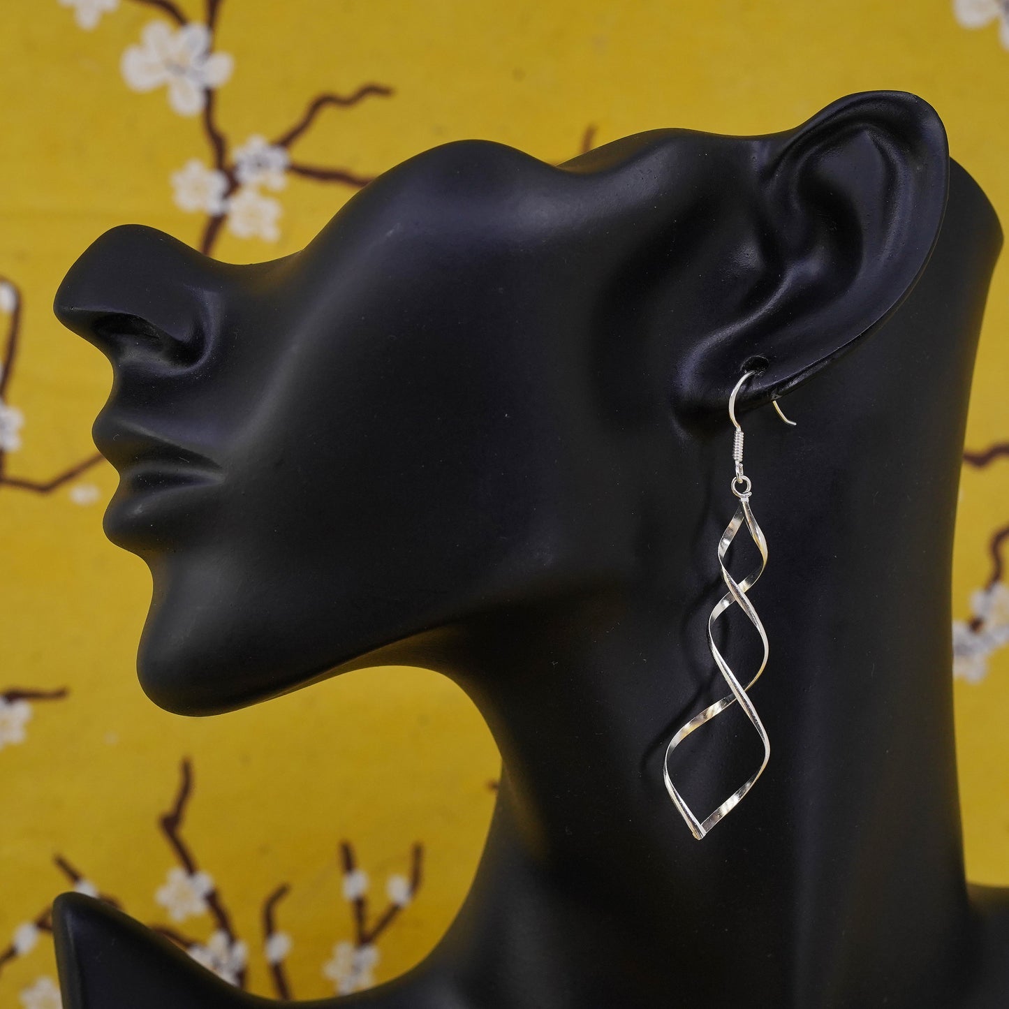Vintage Sterling silver handmade earrings, 925 twisted sprial dangle