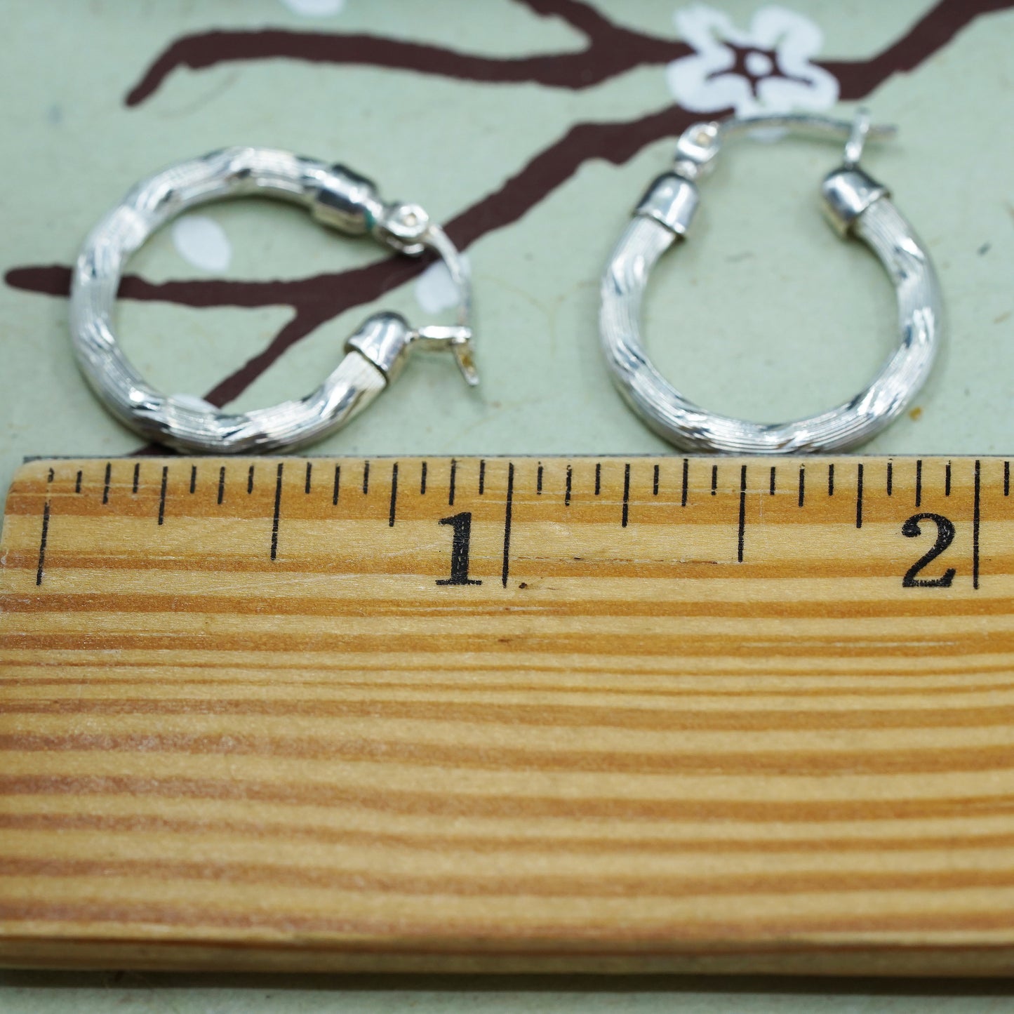 0.75", Vintage sterling silver loop earrings, textured fashion 925 silver hoops