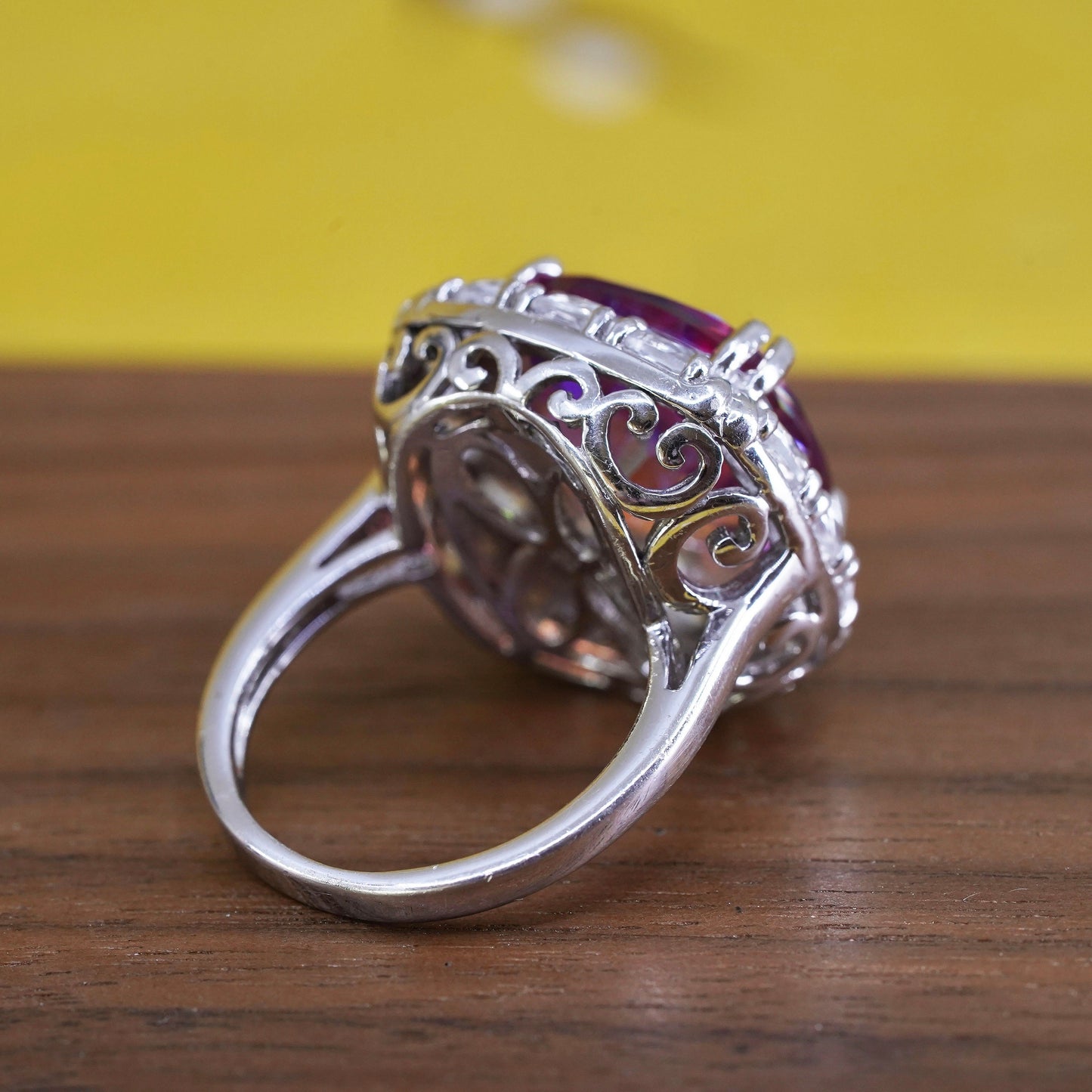 Size 7.75, vintage Sterling 925 silver statement cocktail ring w/ pink crystal