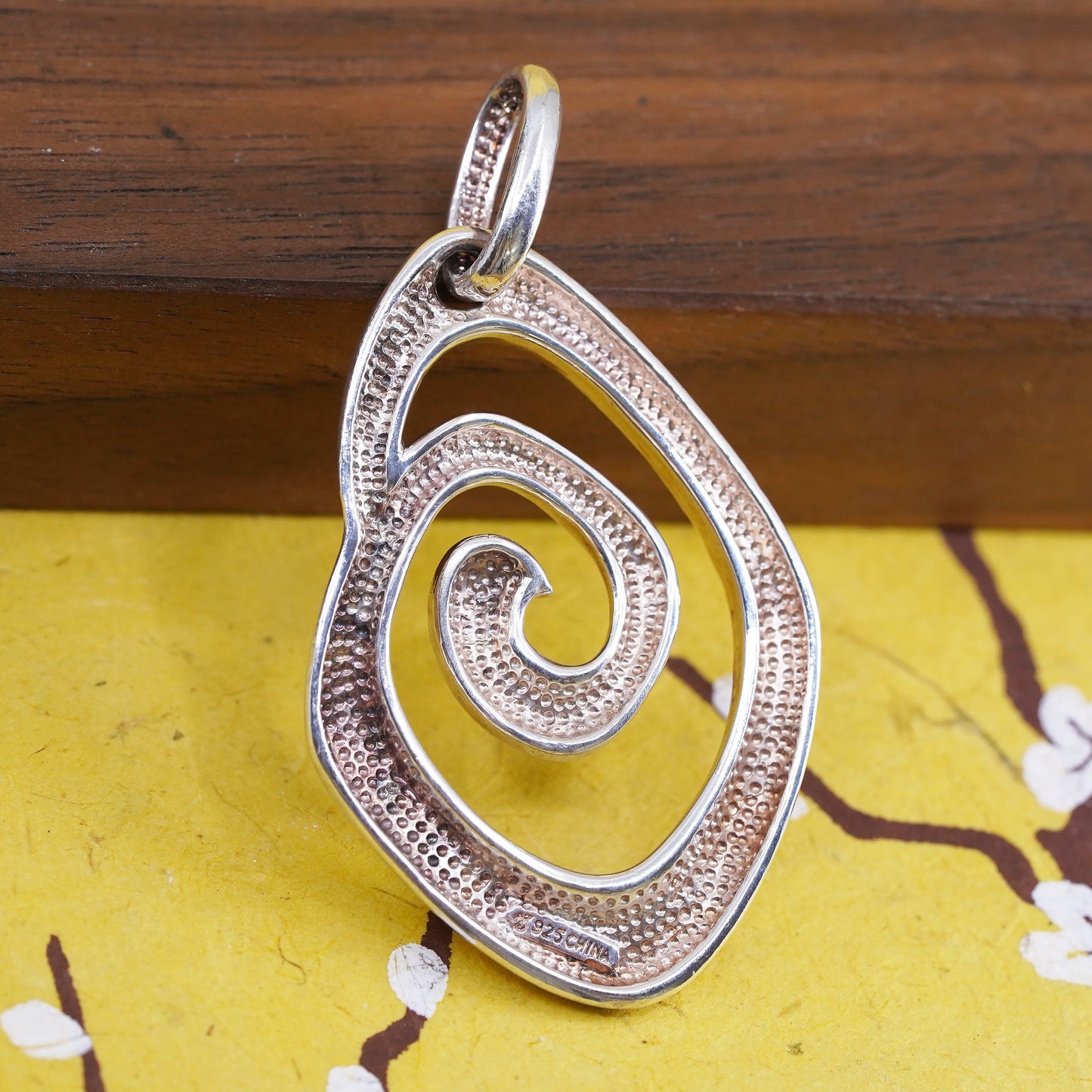 Vintage modern Sterling 925 silver handmade swirly pendant