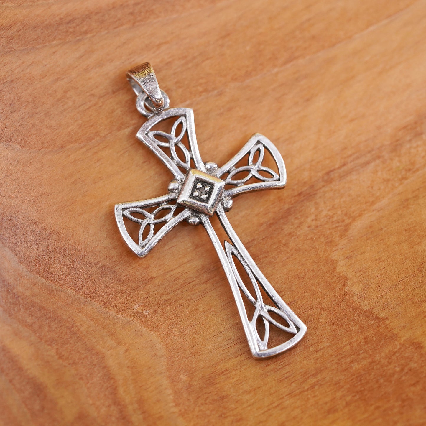 Vintage Sterling silver handmade pendant, 925 filigree cross