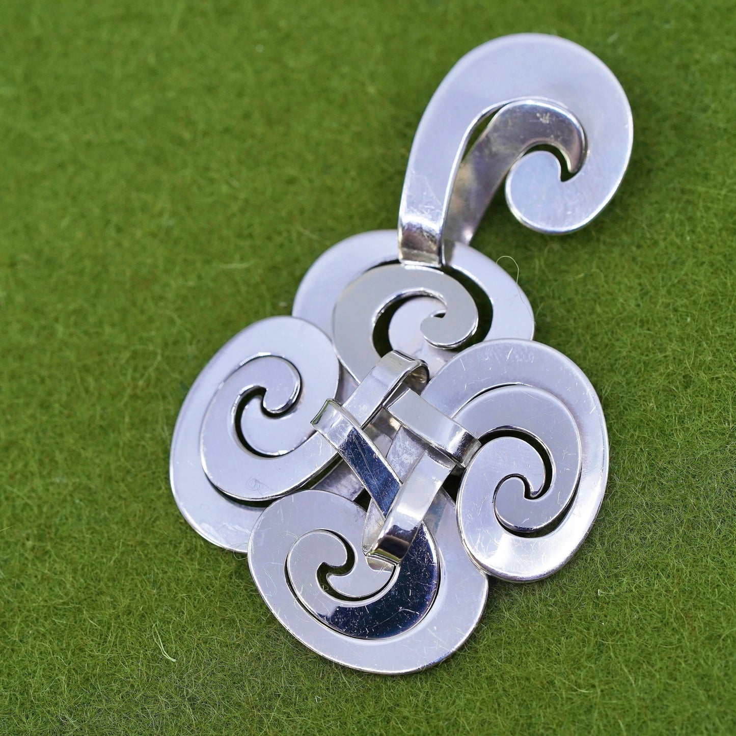 Vintage Mexican sterling silver handmade pendant, swirly 925 cross charm