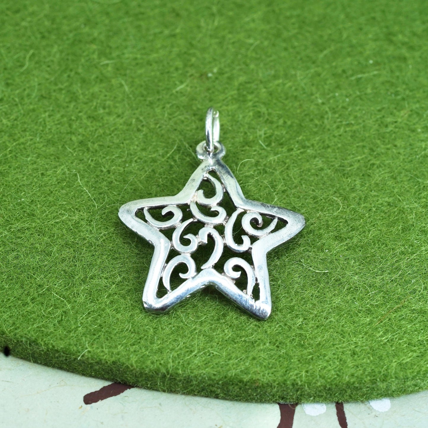 Vintage Sterling silver handmade pendant, filigree 925 silver starfish