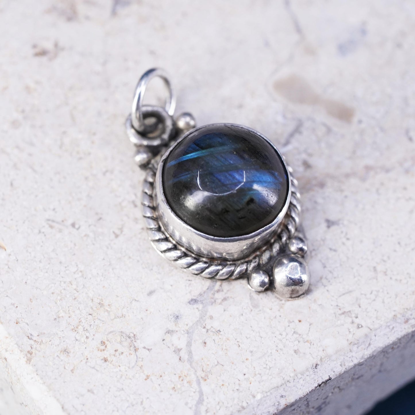 Vintage sterling silver handmade pendant, 925 circle charm with labradorite