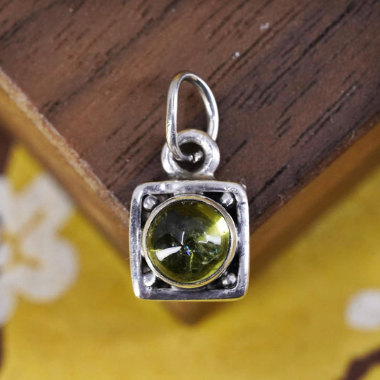 Vintage Sterling 925 silver handmade charm pendant with peridot