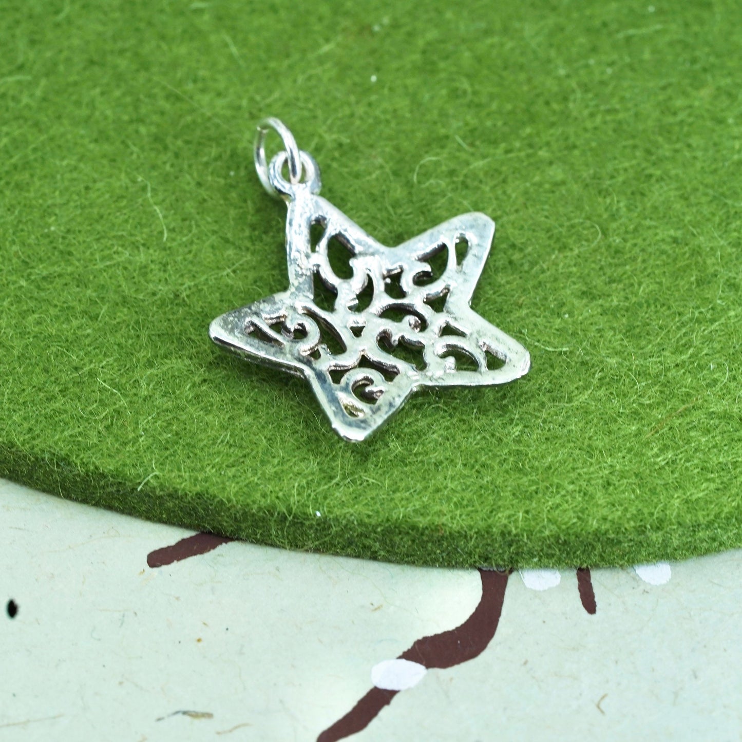 Vintage Sterling silver handmade pendant, filigree 925 silver starfish