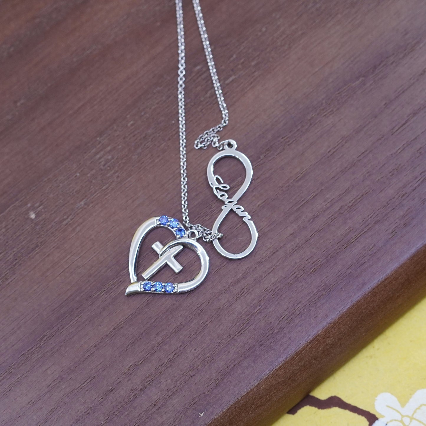 20”, Sterling silver necklace, 925 circle chain heart cross pendant name “lagan