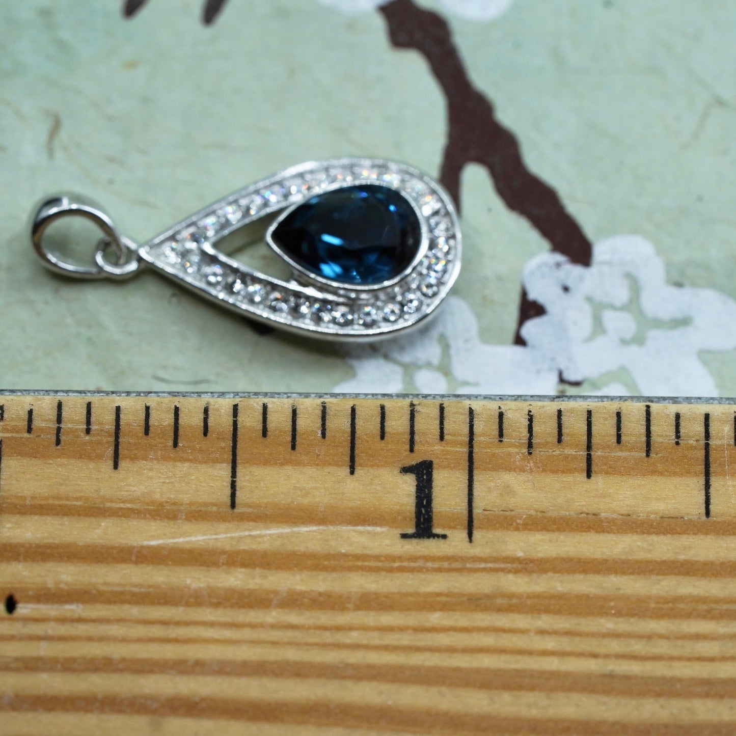 vintage Sterling silver 925 teardrop pendant with sapphire and crystal around