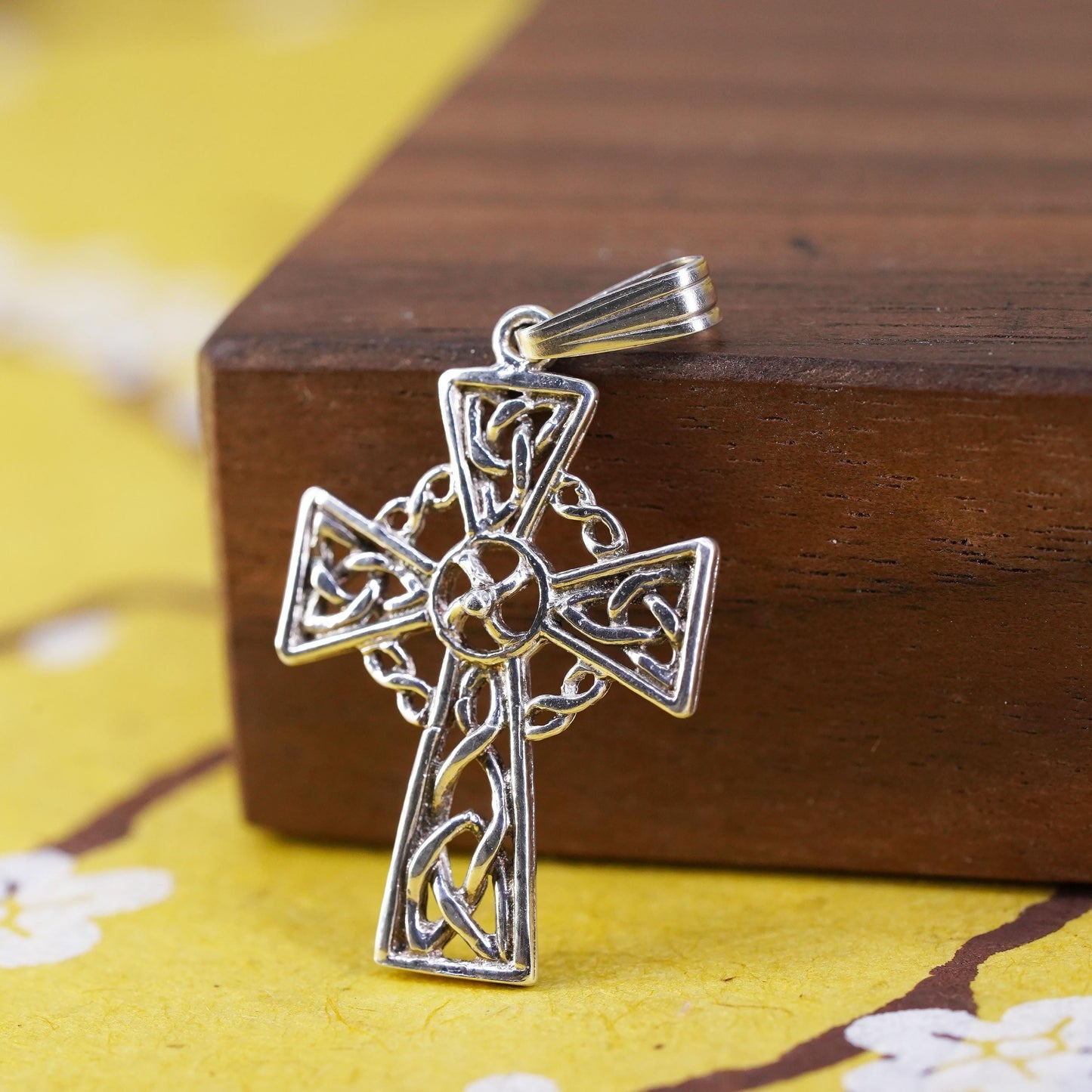 Vintage Sterling silver handmade pendant, 925 filigree cross