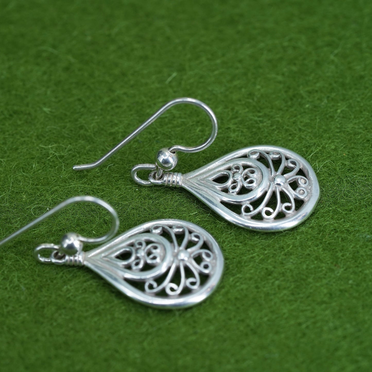 Vintage sterling silver handmade earrings, 925 filigree teardrop