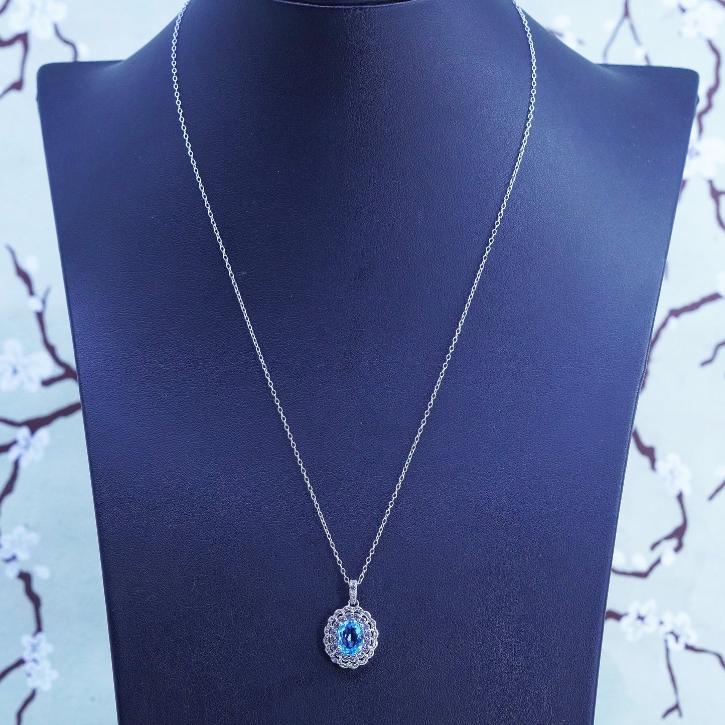 18”, Sterling silver necklace, 925 circle link chain with blue topaz pendant