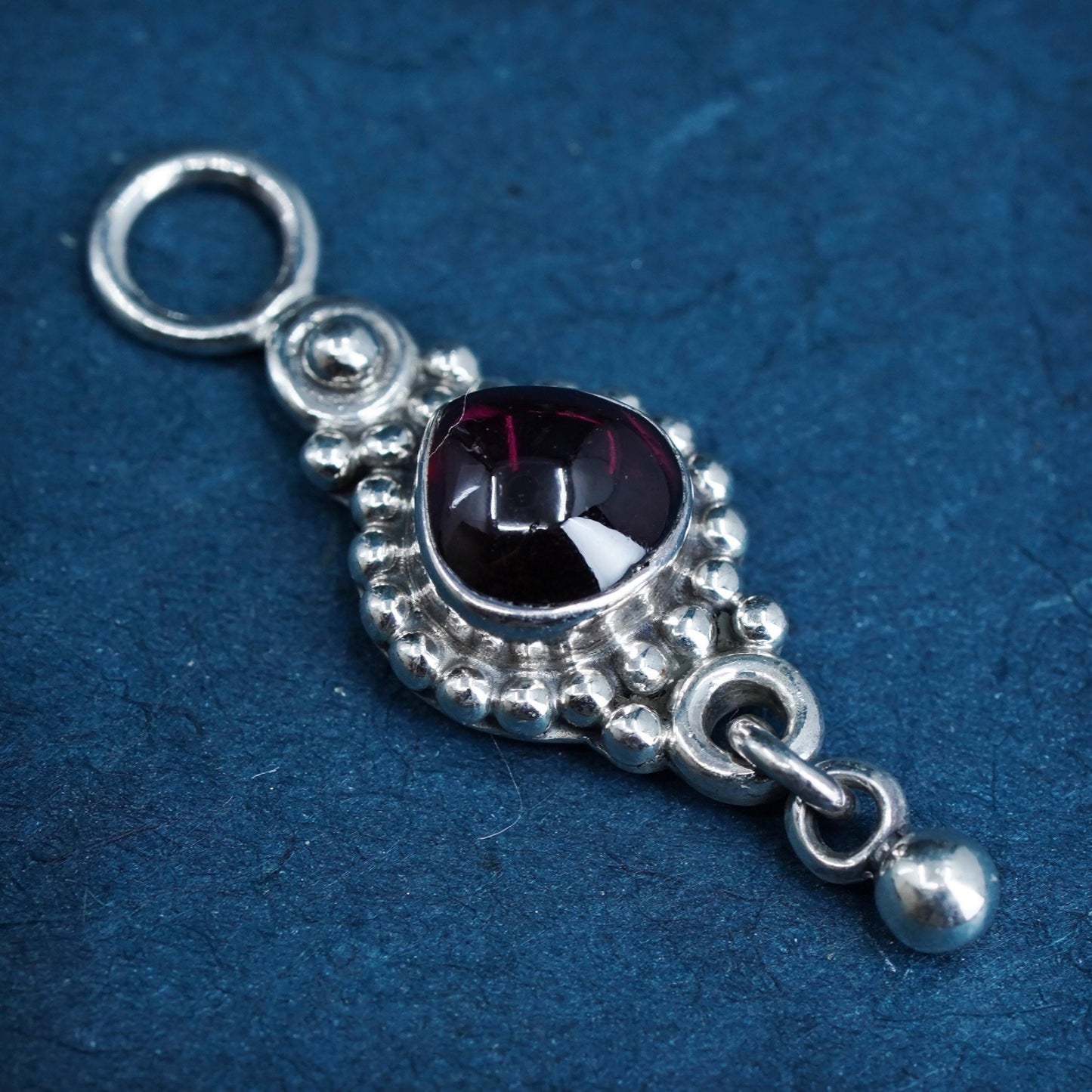 Vintage DP Sterling 925 silver handmade pendant with garnet and beads around