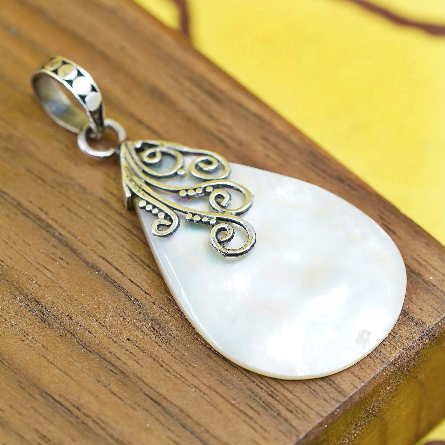 Vintage Sterling 925 silver handmade pendant with teardrop mother of pearl